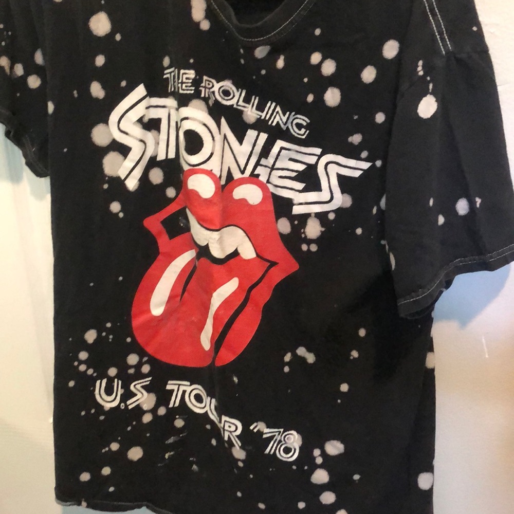 Top - Picture 2 of 3